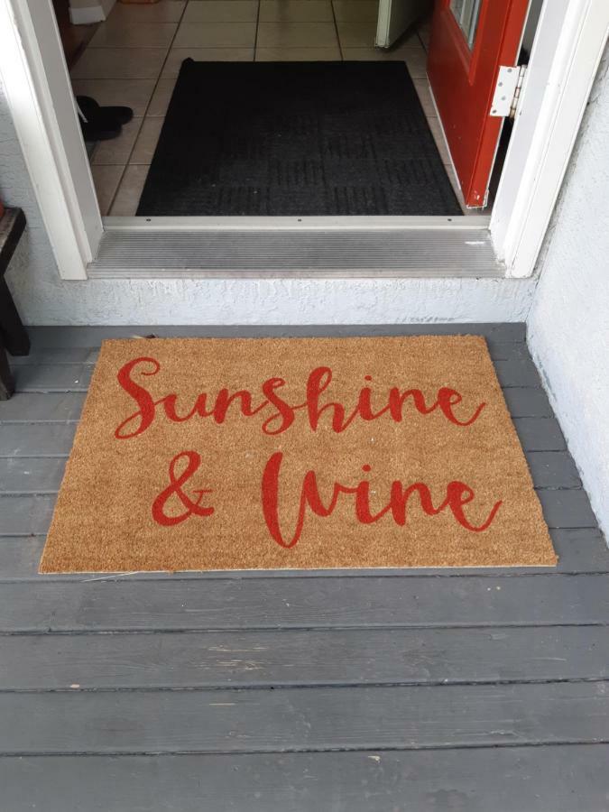 Hotel Sunshine And Wine Loft Pentiction Zewnętrze zdjęcie